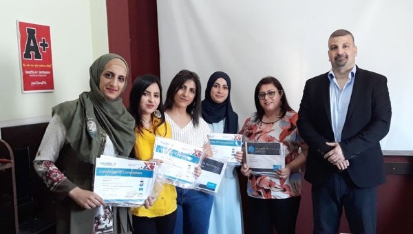 تخريج دفعة جديدة من طالبات: -دورة الصيانة - دورة ICDL -دورة الشبكات MTA .